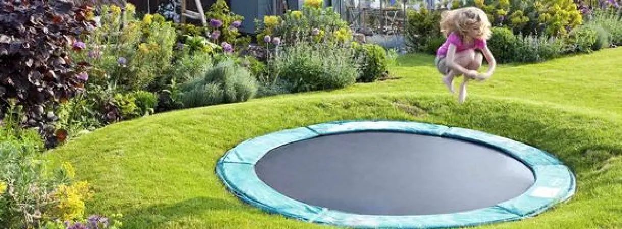 Kupujeme vonkajšiu trampolínu - akú vybrať?