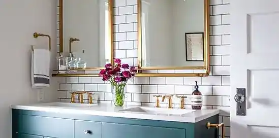 5 dekoratívnych a praktických doplnkov do vašej kúpeľne