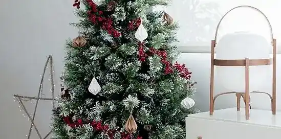 Umelý, alebo živý stromček?