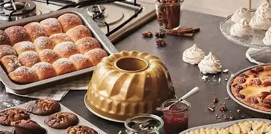 Formy a plechy na pečenie, bez ktorých sa nezaobídete nielen na Veľkú noc