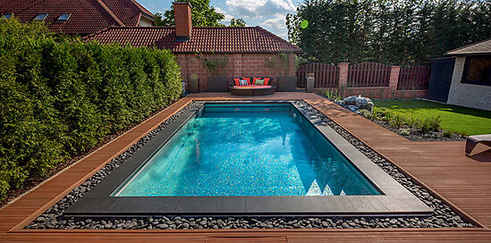 Ako vybrať vhodný bazén na záhradu a ako sa oň starať