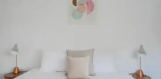 Maľovanie stien: Ako správne maľovať interiérovými farbami?