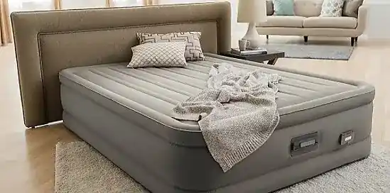 Prečo by vám doma nemala chýbať nafukovacia posteľ