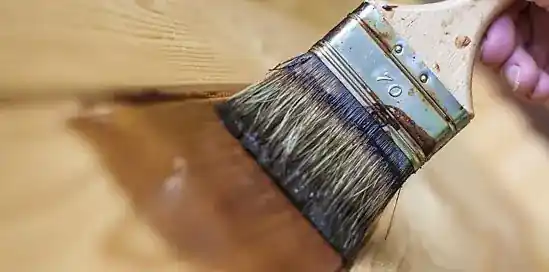 Natieranie nábytku pekne krok za krokom