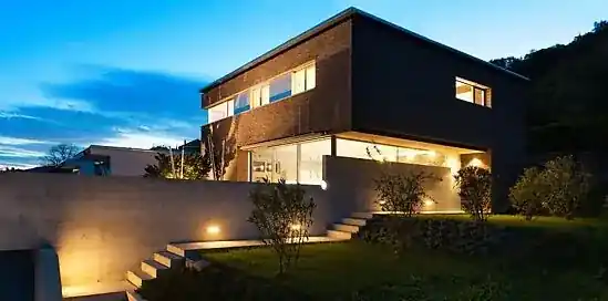 Ako správne vybrať vonkajšie osvetlenie