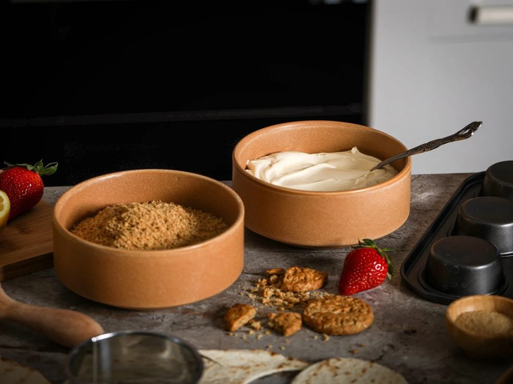 12-dielna súprava tehlovooranžového kameninového riadu Bonami Selection Malia