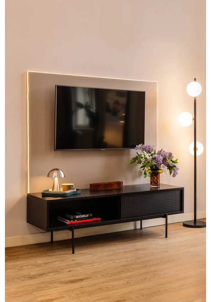 Čierny TV stolík v dekore jaseňa 140x45 cm Angus – Actona