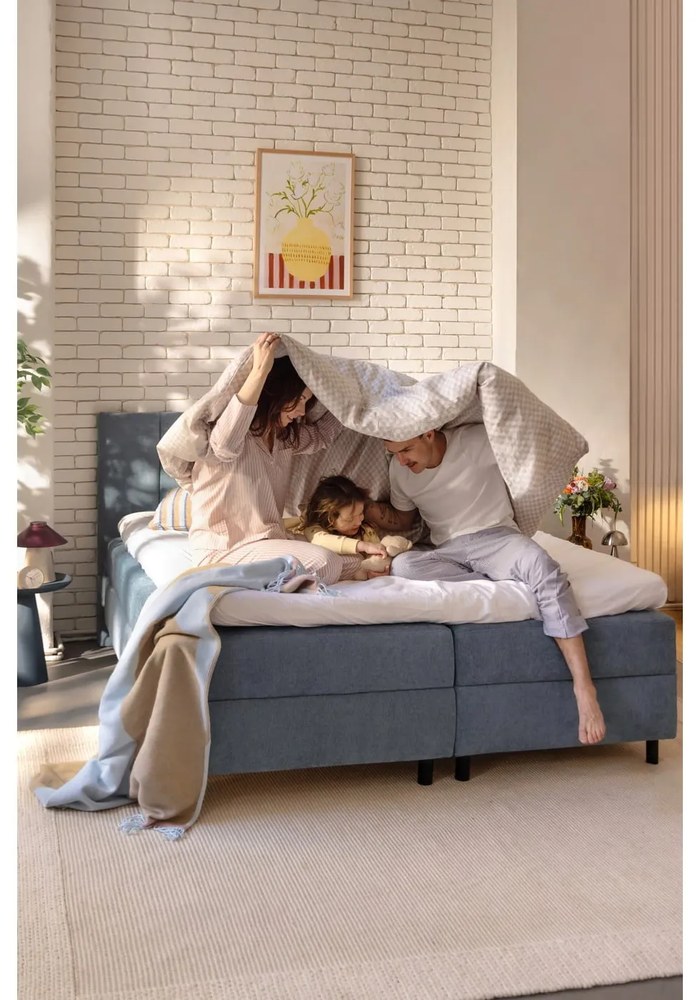 Modrá boxspring posteľ s úložným priestorom 180x200 cm Elva Bold Line – Bonami Selection