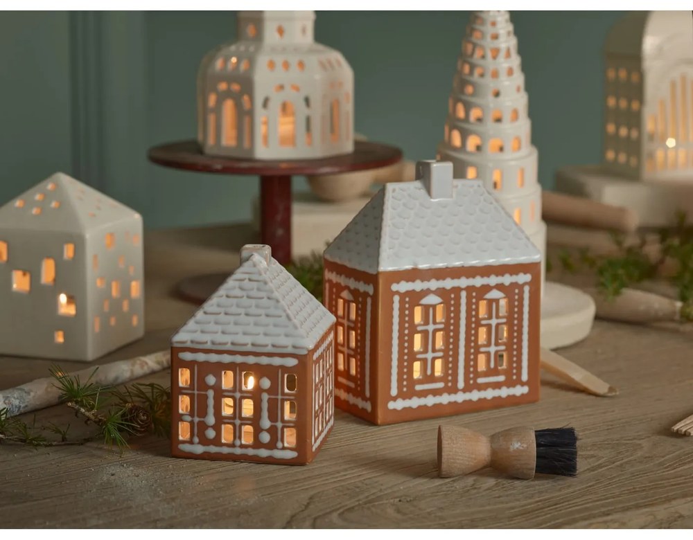 Biely keramický vianočný svietnik Kähler Design Lighthouse, ø 12 cm