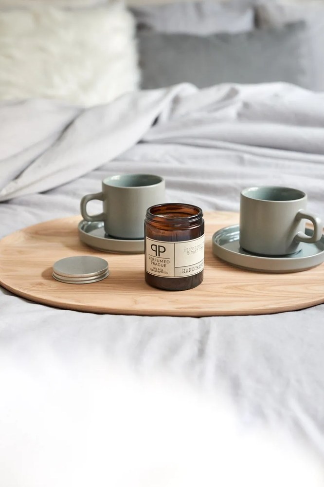 Biely vankúš Tiseco Home Studio Sheepskin, 45 × 45 cm