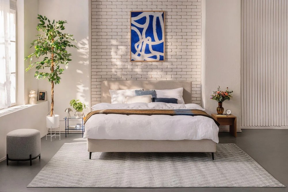 Béžová čalúnená dvojlôžková posteľ s matracom/s roštom 180x200 cm Noira Slim – Bonami Selection