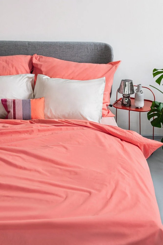 Súprava 2 béžových obliečok na vankúš z bavlneného saténu Bianca Standard, 50 x 75 cm