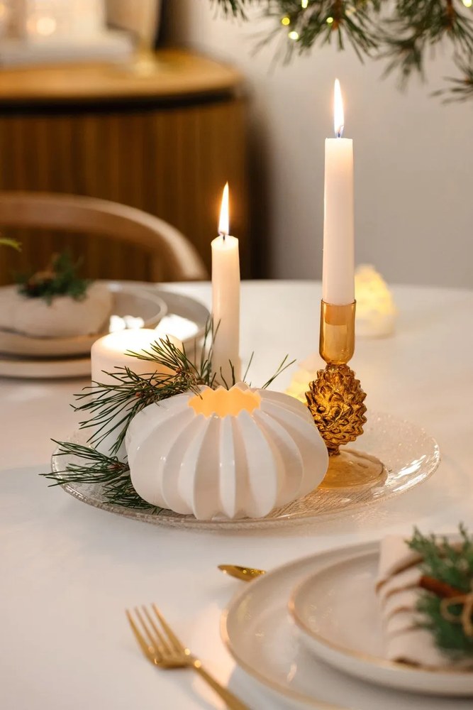 Antikoro príbor v zlatej farbe 16 ks Avie – Premier Housewares