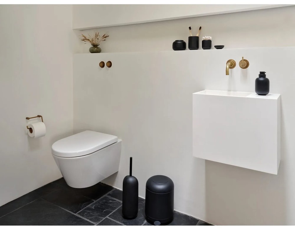 Čierna betónová WC kefa Sensu – Zone