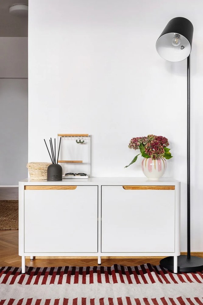 Biely multifunkčný stojan YAMAZAKI Tosca