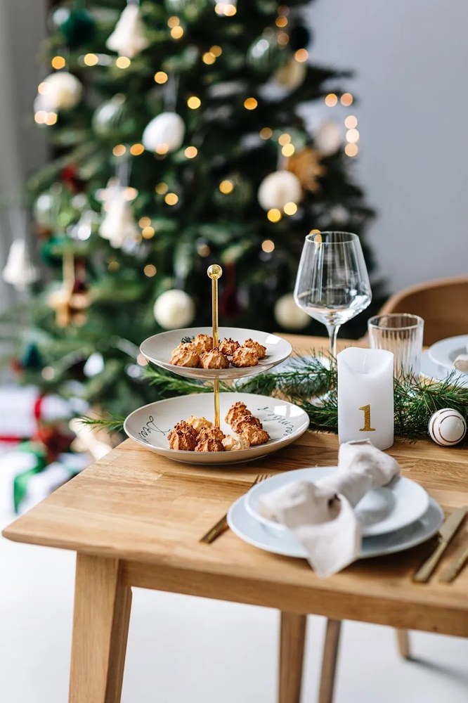 Antikoro príbor v zlatej farbe 16 ks Avie – Premier Housewares