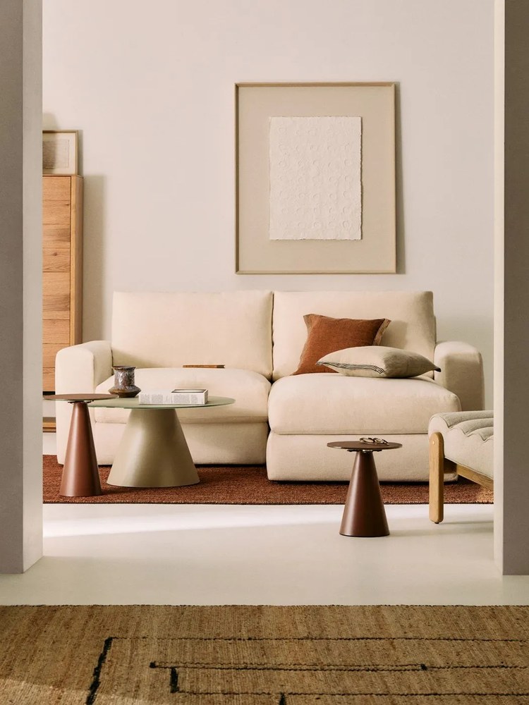 Béžové kreslo Magira – Kave Home