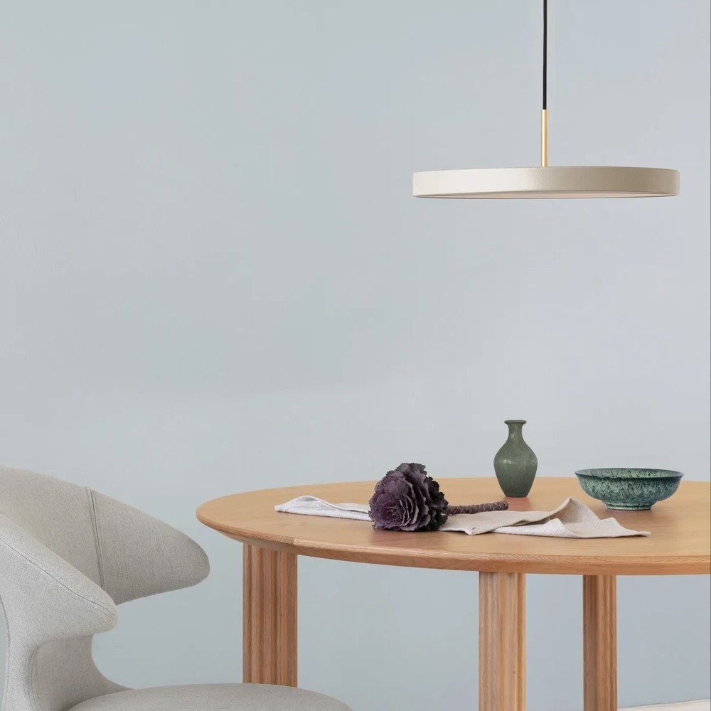 Okrúhly jedálenský stôl z dubového dreva ø 120 cm Comfort Circle – UMAGE