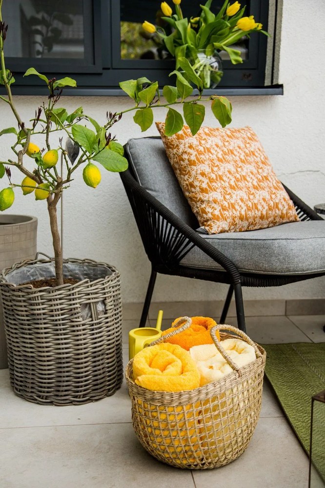 Čierne záhradné kreslo Bonami Selection North