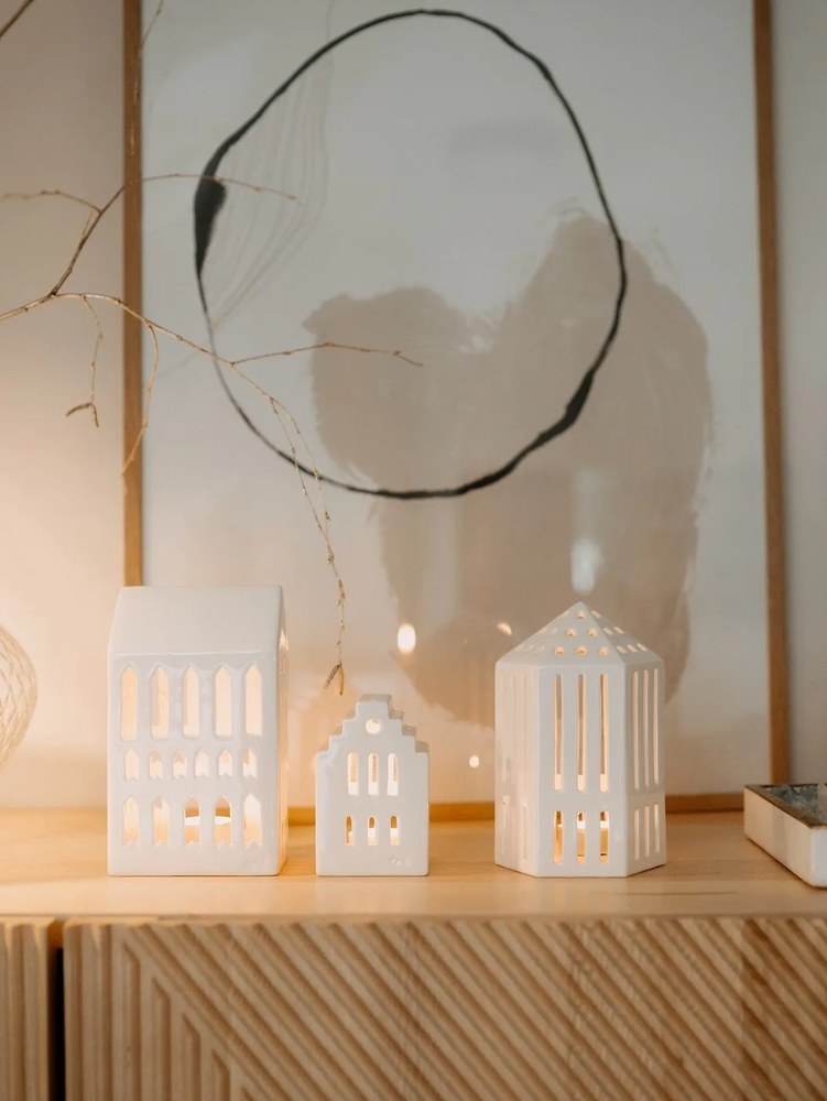 Biely keramický lampáš Kähler Design Long Church, výška 10 cm