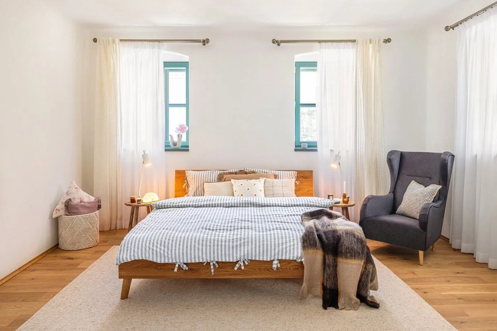 Béžový záves 140x260 cm Mahina – Kave Home