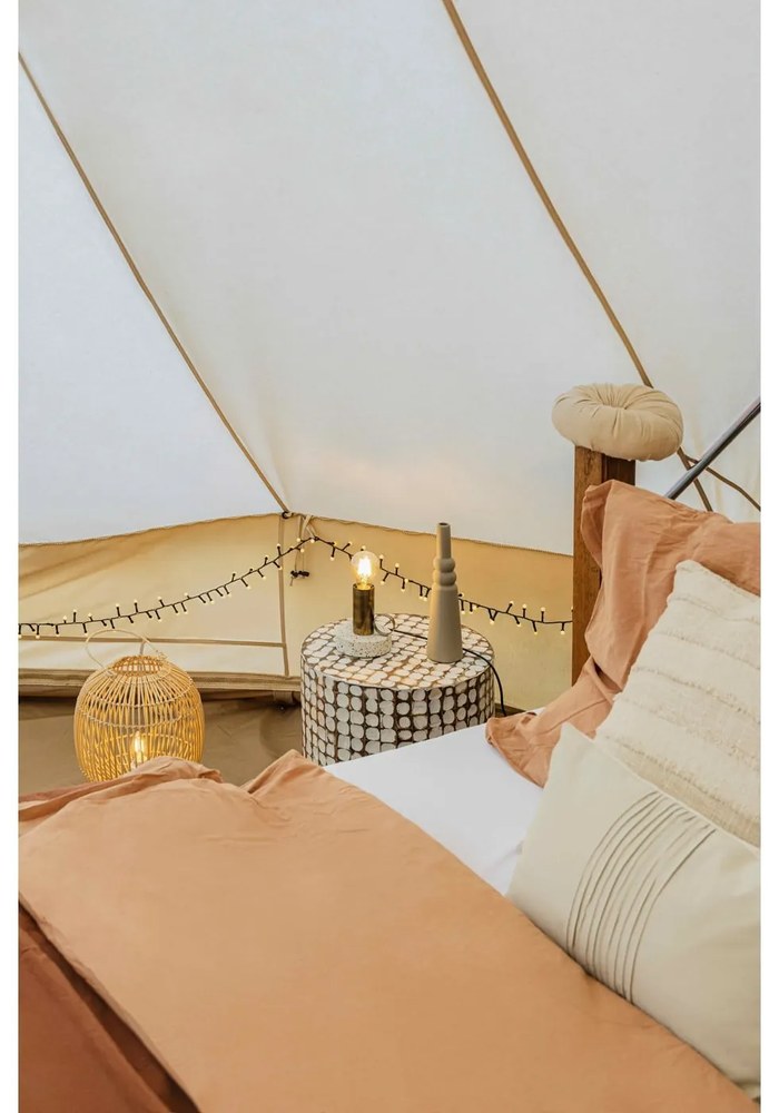 Odkladací stolík Kave Home Coconut