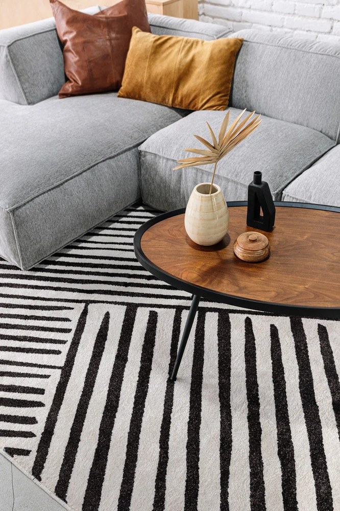 Čierny konferenčný stolík s doskou v orechovom dekore Kave Home Kamelia