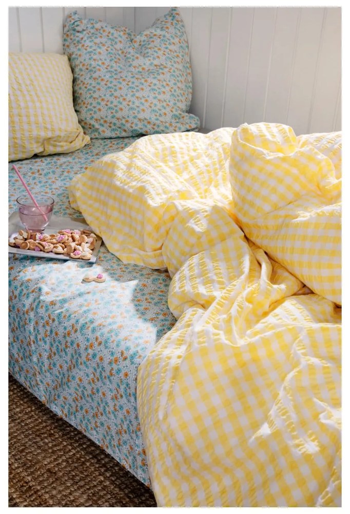 Žlto-biele krepové obliečky na jednolôžko 140x200 cm Bæk&amp;Bølge – JUNA