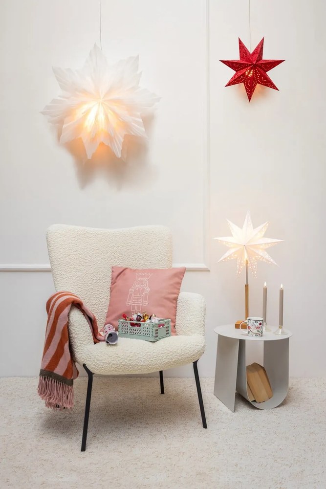 Biely porcelánový hrnček s vianočným motívom 370 ml Jolly – Dakls