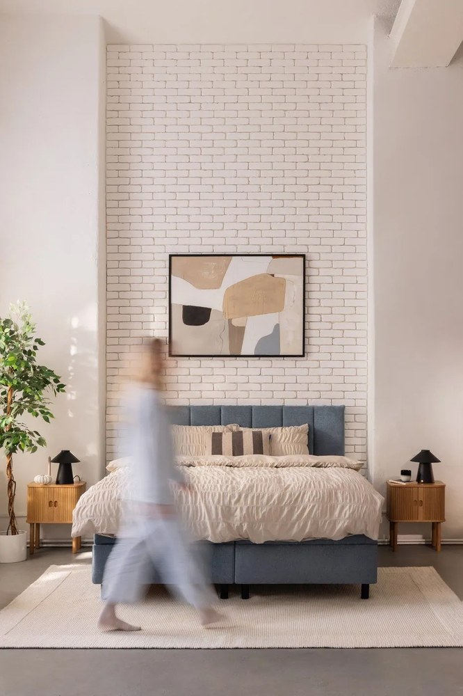 Modrá boxspring posteľ s úložným priestorom 180x200 cm Elva Bold Line – Bonami Selection