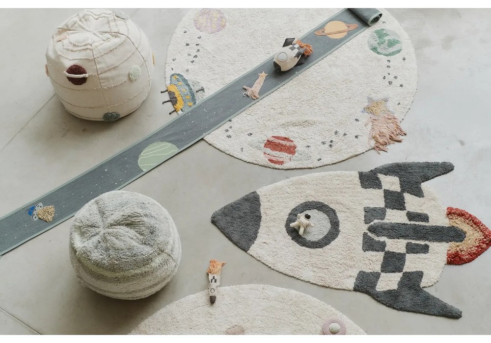 Bavlnený detský hrací koberec 85x135 cm Rocket – Lorena Canals