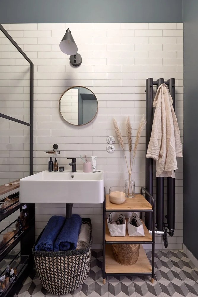 Čierny samodržiaci nástenný držiak na mydlo Compactor Bestlock Black Soap &amp; Sponge Holder