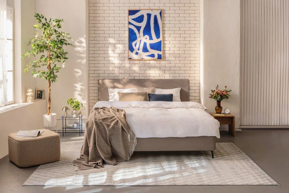 Súprava 2 bielych železných kvetináčov na podstavcoch Hübsch Haggo