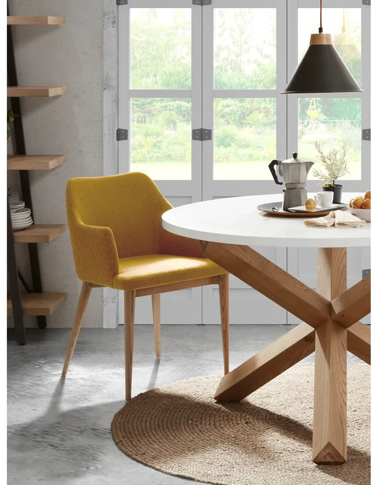 Jedálenský stôl Kave Home Nori, ⌀ 135 cm