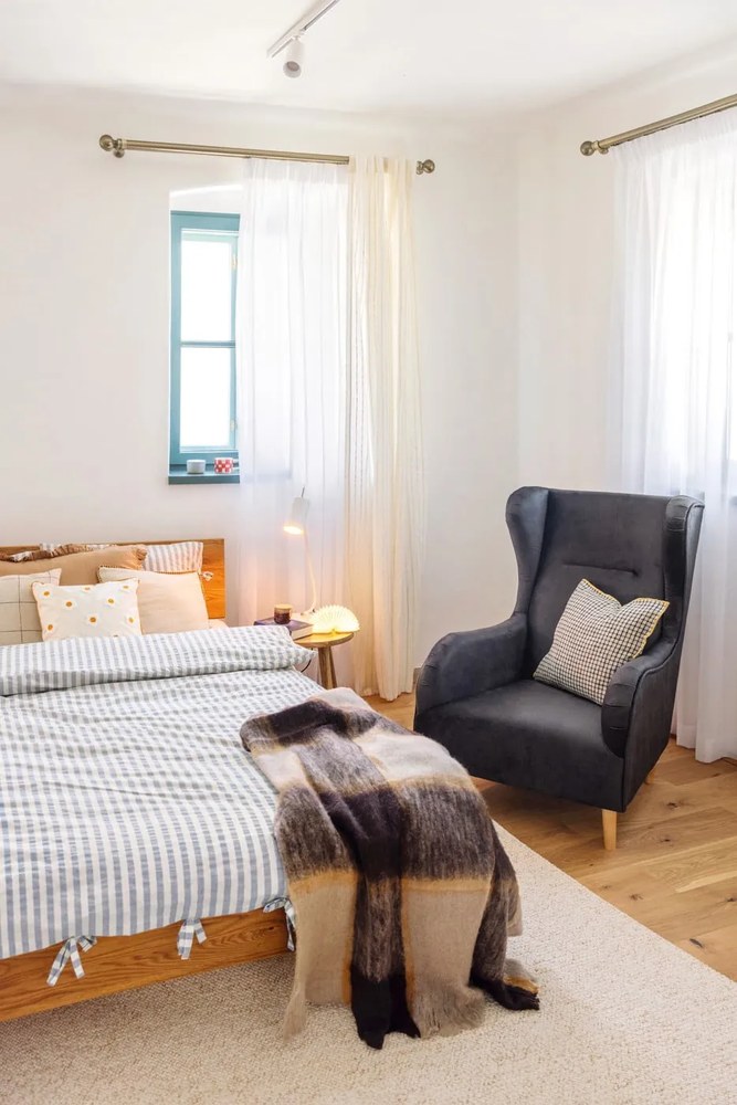 Krémovobiely prateľný koberec 200x290 cm Rocco Cream – Elle Decoration
