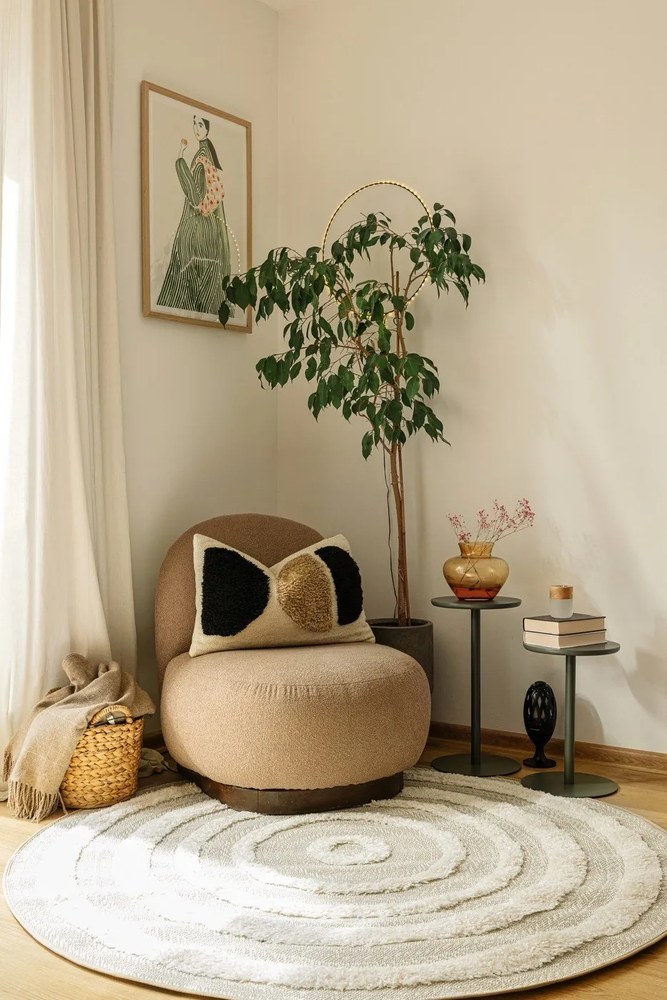 Hnedé kreslo z textílie buklé Tina – Artie