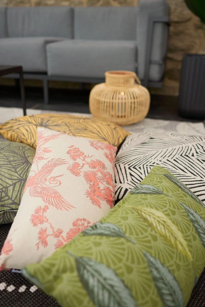 Grafitovosivá trojmiestna záhradná pohovka Bonami Selection Bellisima