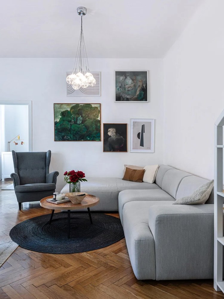 Sivá sklenená váza Hübsch Lara, výška 28 cm