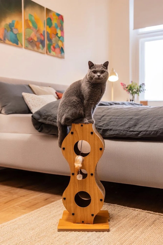 Béžová čalúnená dvojlôžková posteľ s úložným priestorom s roštom 180x200 cm Lotte – Meise Möbel