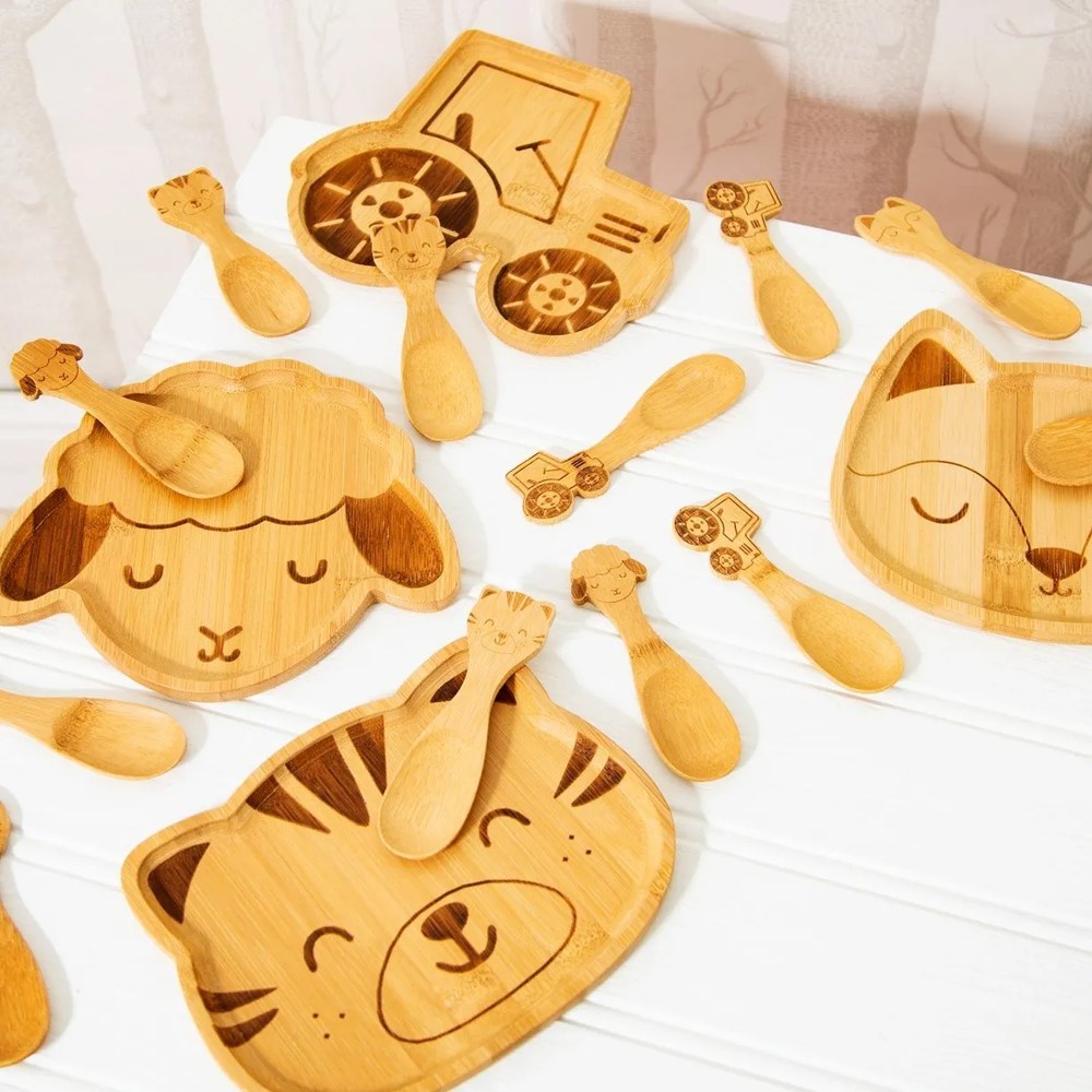 Súprava 3 detských bambusových lyžičiek Sass &amp; Belle Farmyard Friends Tractor