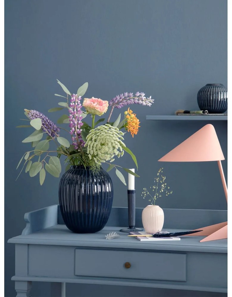 Tmavomodrá kameninová váza Kähler Design Hammershoi, výška 25 cm