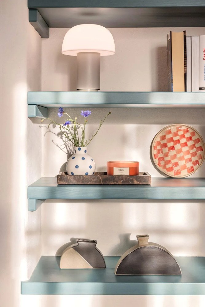 Sivá hliníková LED stmievateľná stolová lampa (výška 22 cm) Harvest – Zone