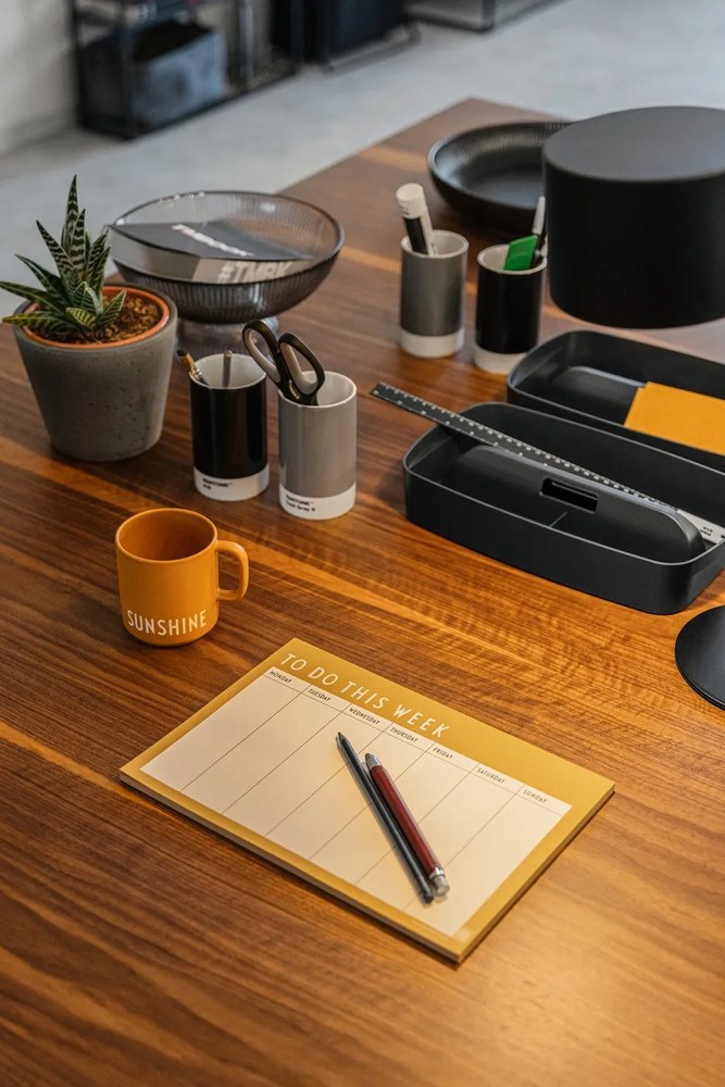 Keramický organizér na písacie potreby Black 419 – Pantone