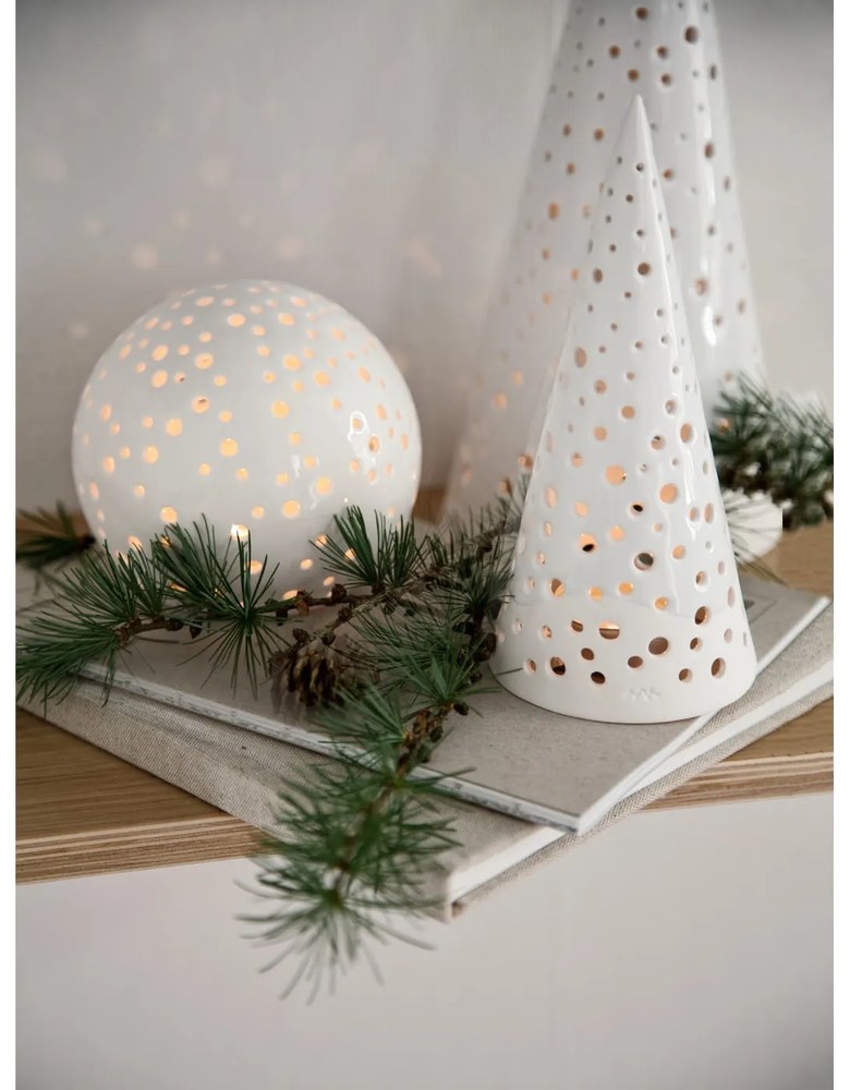 Biely vianočný svietnik z kostného porcelánu Kähler Design Nobili, výška 25,5 cm