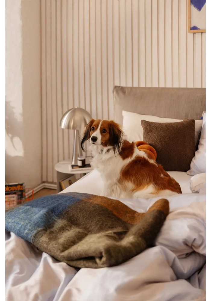 Čalúnená dvojlôžková posteľ taupe s úložným priestorom s roštom 180x200 cm Myra Pillow – Bonami Selection