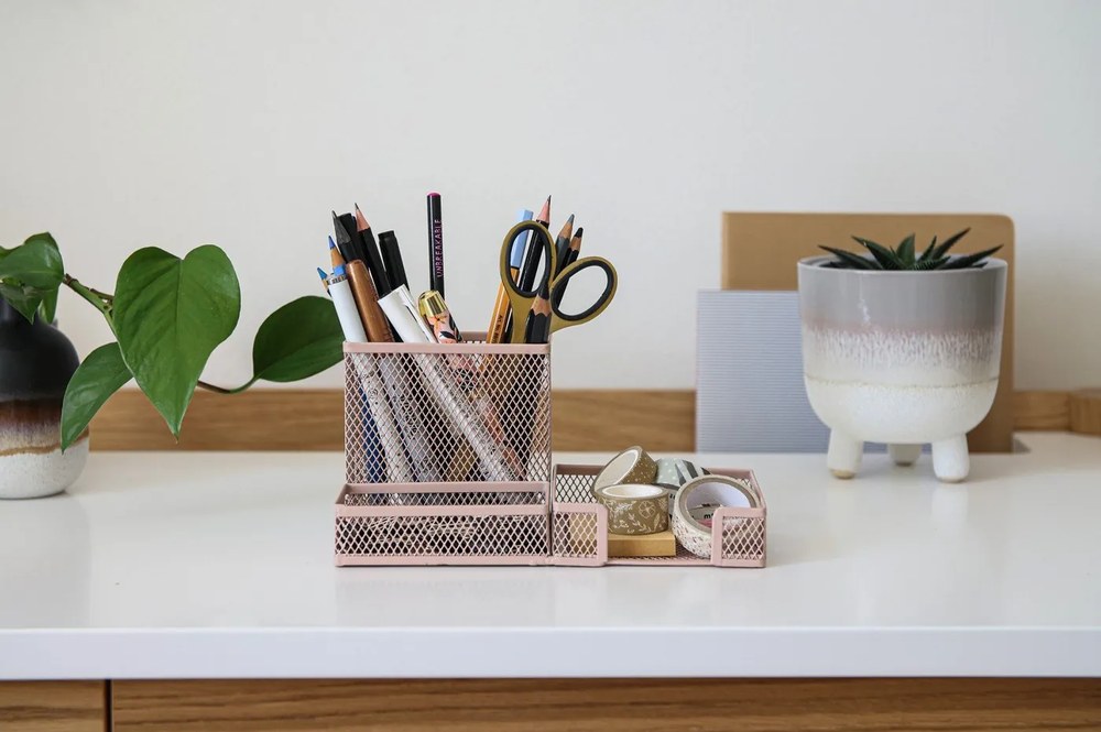 Sivý kvetináč Sass &amp; Belle Bohemian Home Mojave, ø 11,7 cm