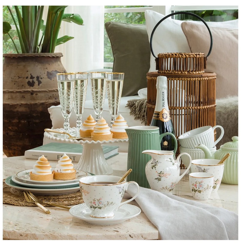 Porcelánová šálka Green Gate Asta, 300 ml