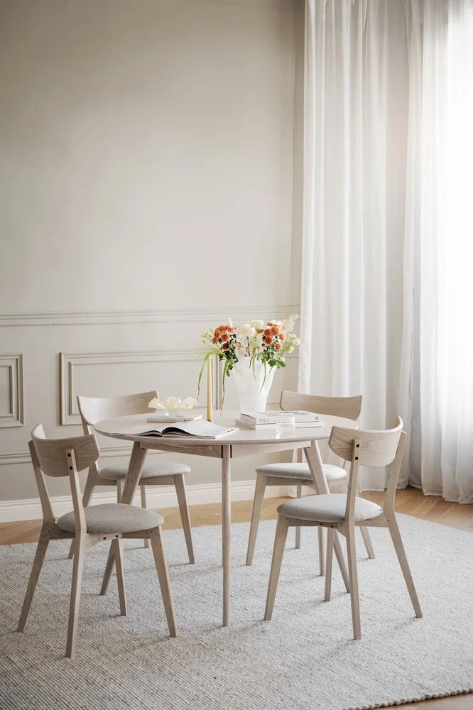 Jedálenská stolička v béžovo-prírodnej farbe Ami – Rowico