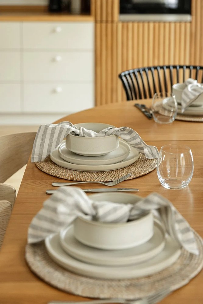 Čierna záhradná stolička Kave Home Surpika