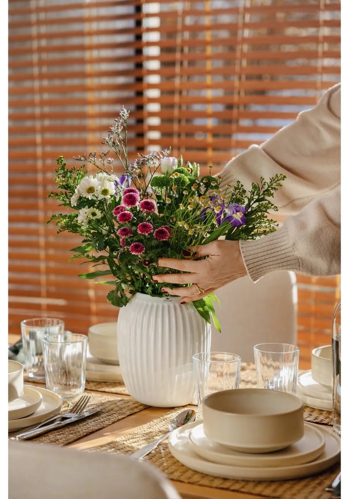 Biela kameninová váza Kähler Design Hammershoi, výška 25 cm